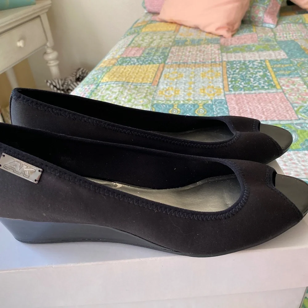 Anne Klein Sport Black Wedge Peep Toe Shoes